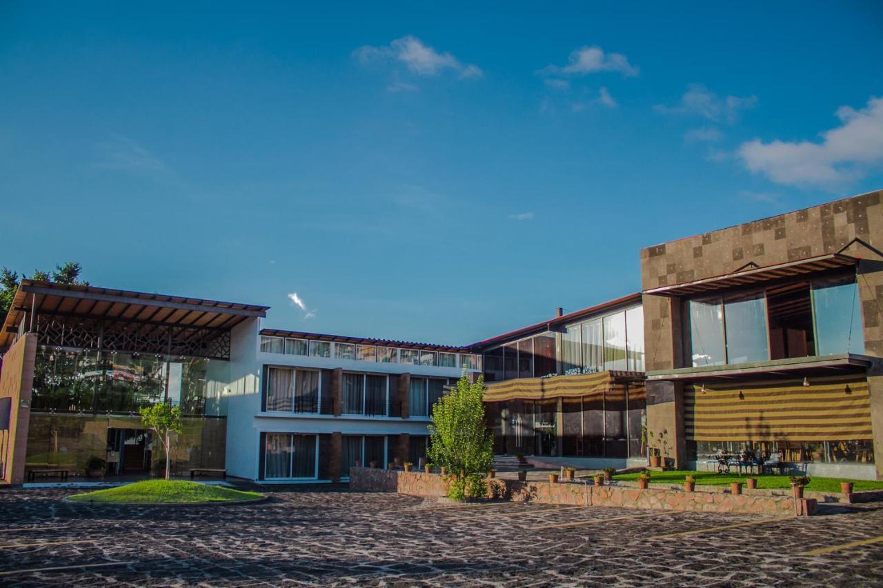 Hotel Rancho Tabachines Zitácuaro Buitenkant foto