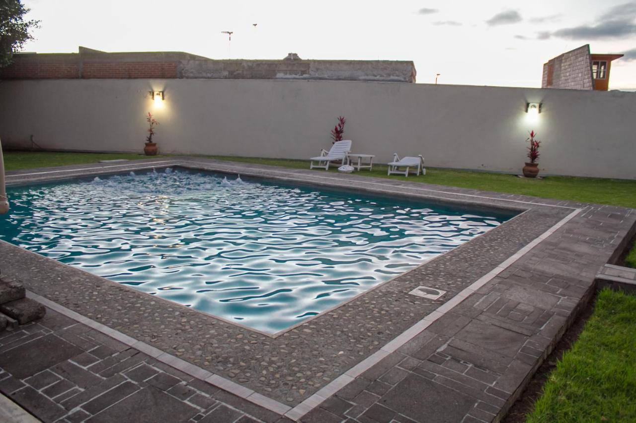 Hotel Rancho Tabachines Zitácuaro Buitenkant foto